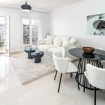 Aloha Pueblo 58 Marbella